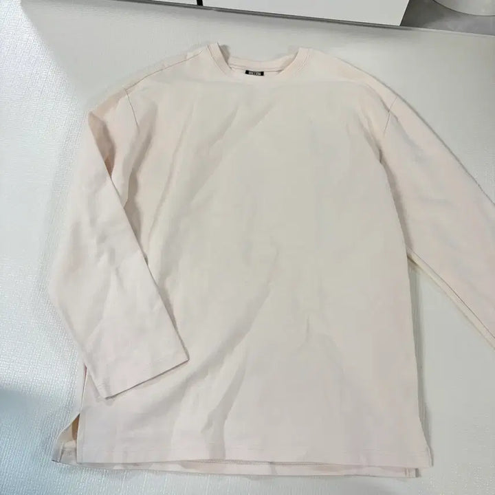 [BUNJANG] Yale Assorted Shirts and Dresses / 예일맨투맨/맨투맨원피스/티셔츠/원피스 개당가격