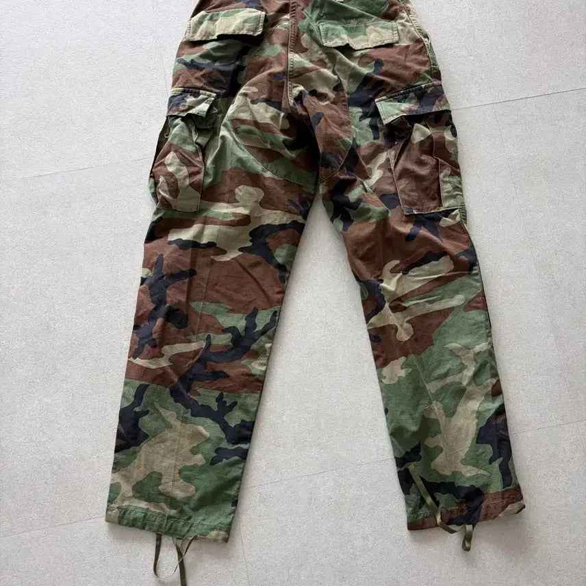 [SOLD OUT] 밀리터리 카모플라쥬 카고 바지 미군 sr