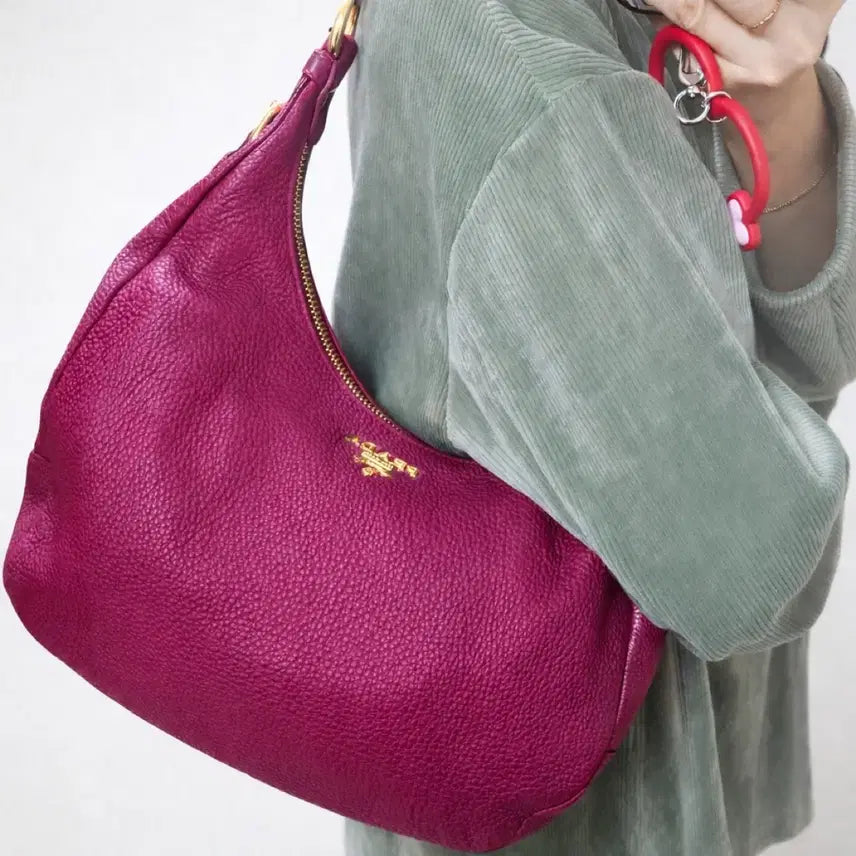 [BUNJANG] Prada Vit.Daino Leather Shoulder Bag (Amethyst) / [급처] 프라다 Vit.Daino 가죽 숄더백 (자주색)