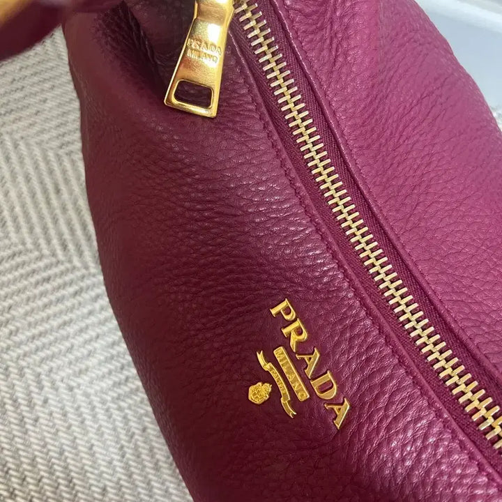 [BUNJANG] Prada Vit.Daino Leather Shoulder Bag (Amethyst) / [급처] 프라다 Vit.Daino 가죽 숄더백 (자주색)