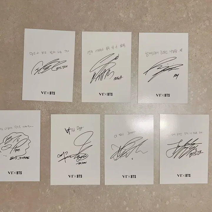 [BUNJANG] BTS VT Signed Photo 2 Set / 방탄소년단 vt 사인 포토 2set(14pcs)