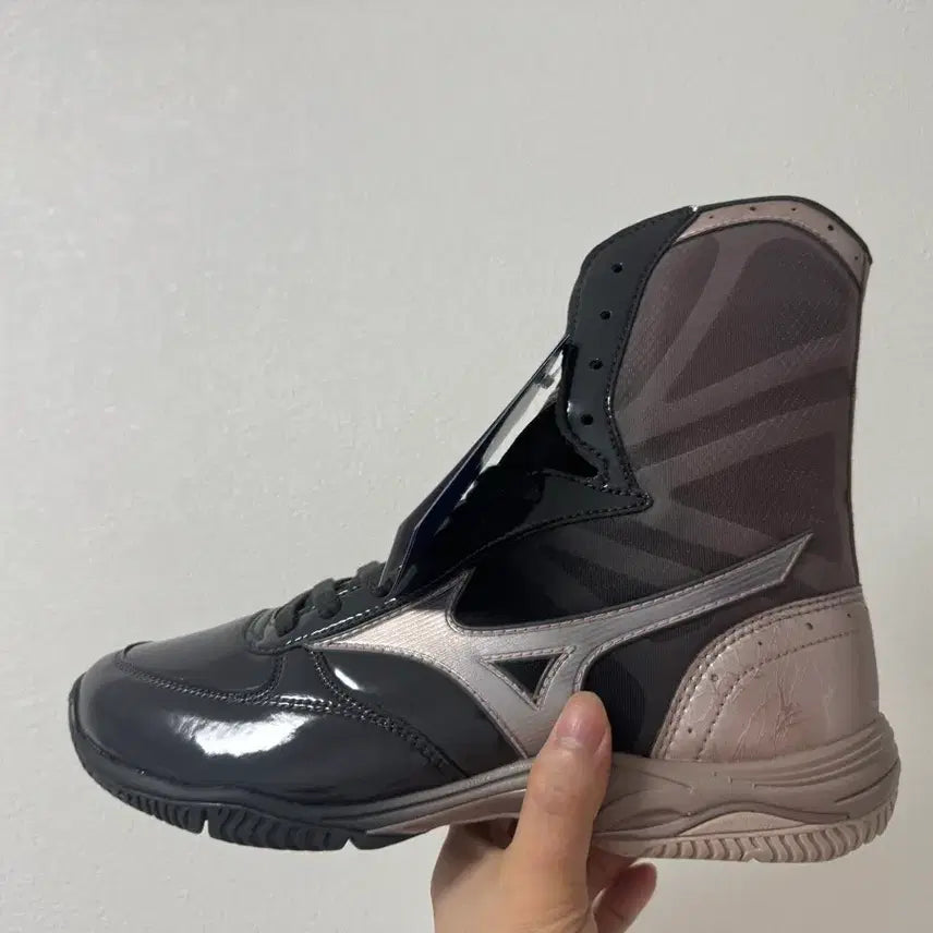 [BUNJANG] Mizuno Monster Wave Naoya Edition Sneakers / [한정판] 미즈노 몬스터웨이브 복싱화