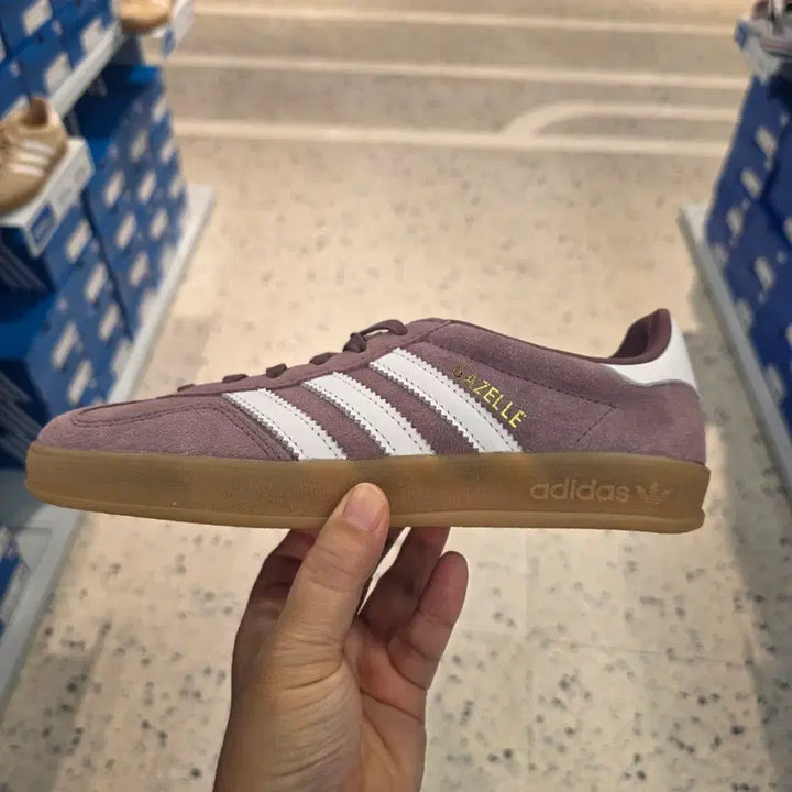 [BUNJANG] Adidas Gazelle Indoor Sneakers / 아디다스ㅇ가젤인도어235