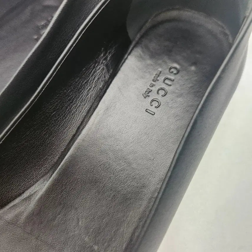 [BUNJANG] Black Leather Buckle Flat Shoes / 블랙 가죽 버클 플랫 슈즈245