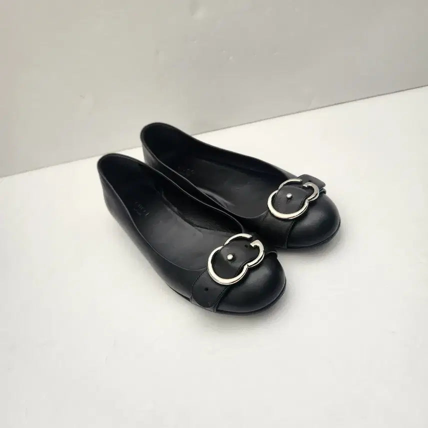 [BUNJANG] Black Leather Buckle Flat Shoes / 블랙 가죽 버클 플랫 슈즈245