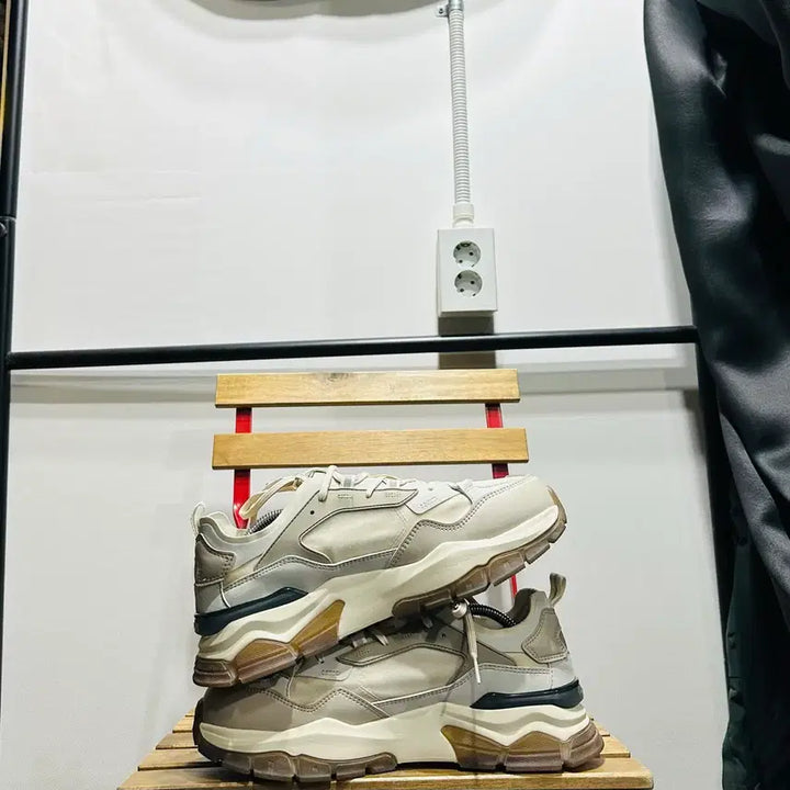 [SOLD OUT] 290) 디스커버리 익스페디션 운동화 남성 남자 신발 버킷 디워커