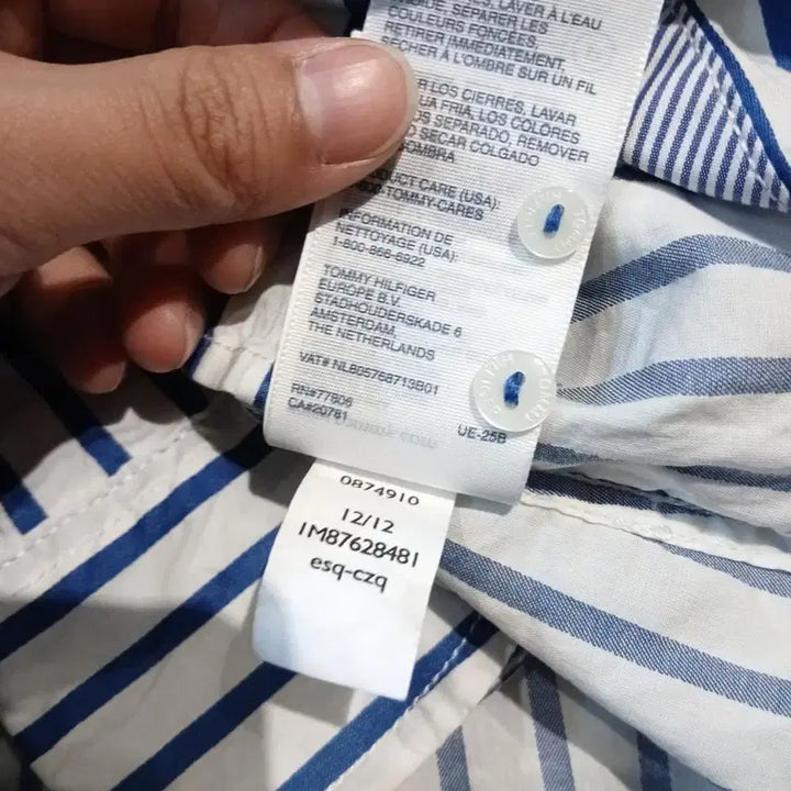 [BUNJANG] Tommy Hilfiger White Blue Striped Logo Fitted Shirt (Woman&