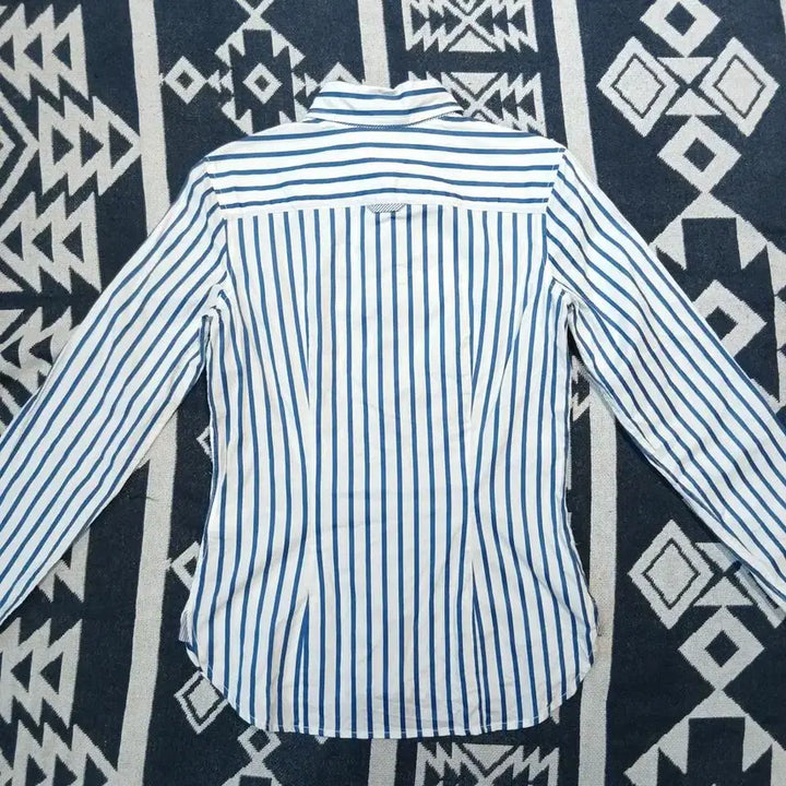 [BUNJANG] Tommy Hilfiger White Blue Striped Logo Fitted Shirt (Woman&