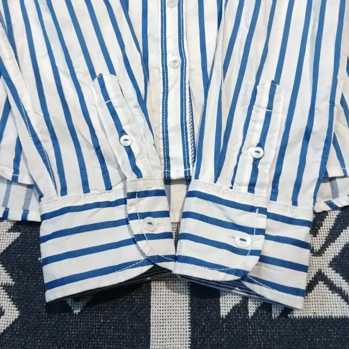 [BUNJANG] Tommy Hilfiger White Blue Striped Logo Fitted Shirt (Woman&
