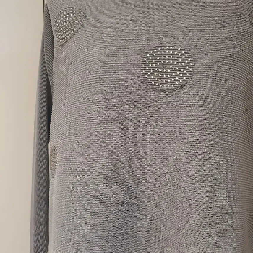 [BUNJANG] Pleated Punch Decoration Long Dress Gray / 플리츠 펀칭 장식 롱 원피스 그레이