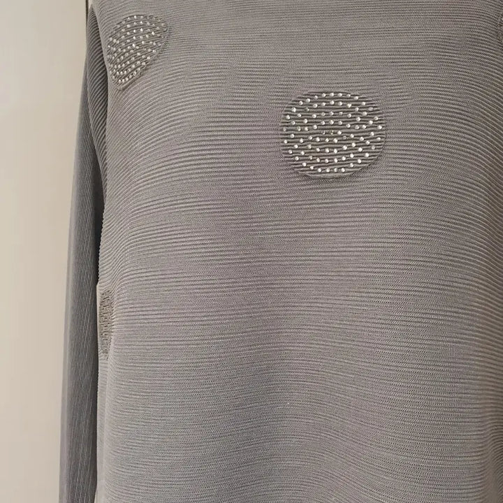[BUNJANG] Pleated Punch Decoration Long Dress Gray / 플리츠 펀칭 장식 롱 원피스 그레이