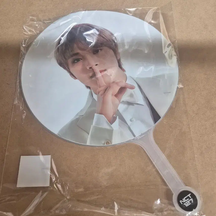 [BUNJANG] NCT 127 Haechan Official Fan Pick / NCT127 해찬 피켓 부채