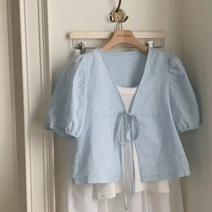 [SOLD OUT] 새옷) 시어서커 퍼프 블라우스 가디건 소라색