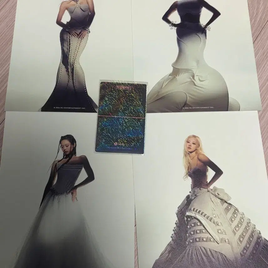 [BUNJANG] Jisoo Spotify Photocard + National Museum Postcard / 지수 스포티파이 포카 + 국립중앙박물관 엽서