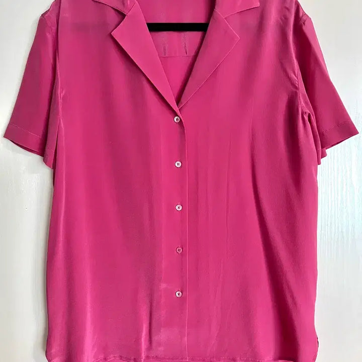 [BUNJANG] Aritzia Babaton Silk Blouse / Aritzia 아리찌아 실크 블라우스