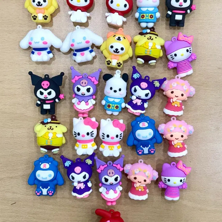 [BUNJANG] Sanrio Characters Rubber Figure Bundle Set / 각종 산리오 시나모롤 마이멜로디 쿠로미 등 고무 피규어 26개 일괄
