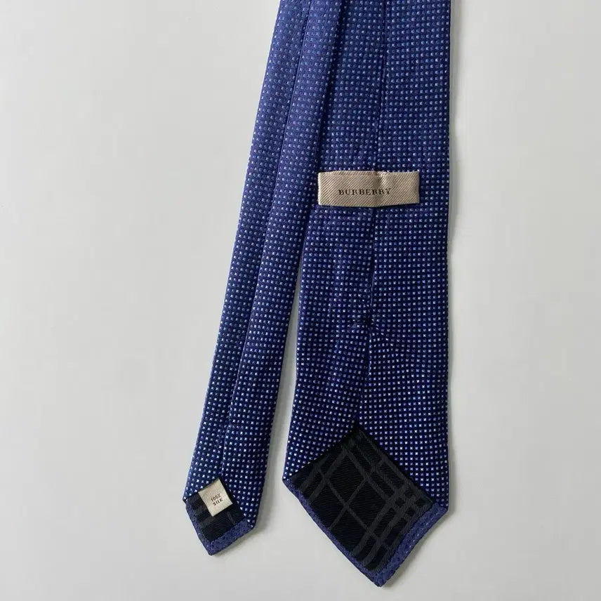 [BUNJANG] Burberry Silk Necktie / 버버리 (Burberry)정품 명품넥타이