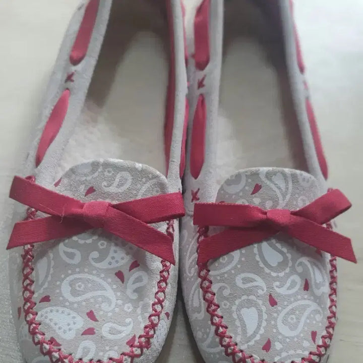 [BUNJANG] UGG Paisley Ribbon Flats / UGG단화