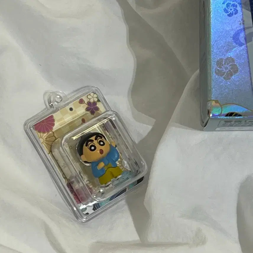 [BUNJANG] Crayon Shin-chan Rice Grain Figure Acrylic Keyring / 짱구 - 쌀알 피규어 키링