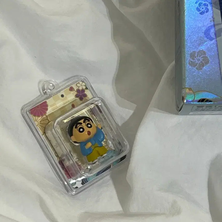 [BUNJANG] Crayon Shin-chan Rice Grain Figure Acrylic Keyring / 짱구 - 쌀알 피규어 키링