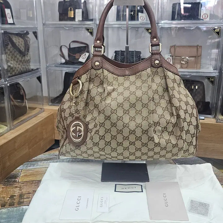 [BUNJANG] Gucci Sukey Jacquard Handbag / 구찌 자가드 수키백
