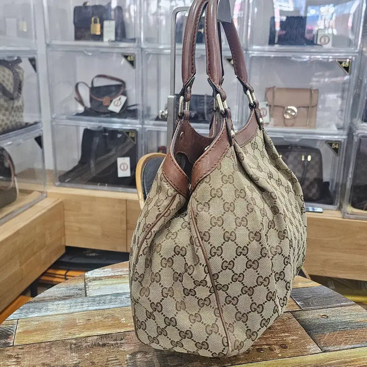[BUNJANG] Gucci Sukey Jacquard Handbag / 구찌 자가드 수키백