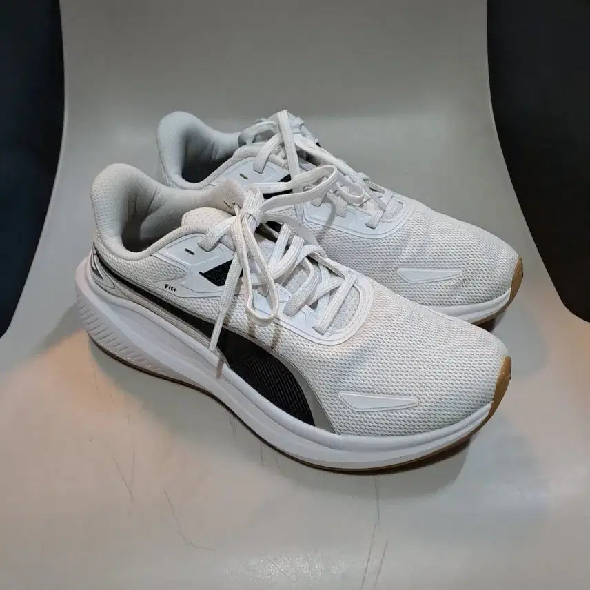[BUNJANG] Puma Skyrocket Lite Sneakers 250mm / 푸마 스카이로켓 라이트 운동화 250mm