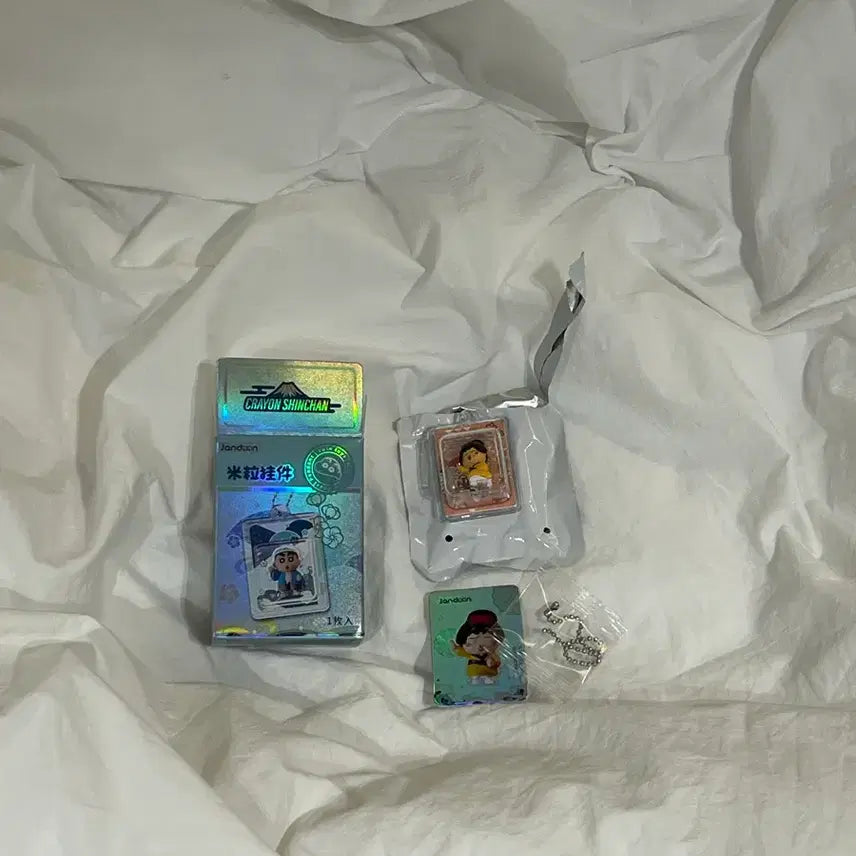 [BUNJANG] Crayon Shin-chan Rice Grain Figure Keychain / 짱구 쌀알 피규어 키링