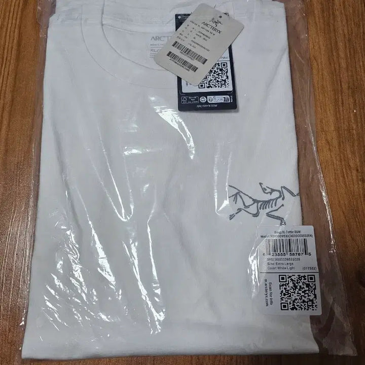 [SOLD OUT] 아크테릭스 크래그 반팔 티셔츠 화이트 XL