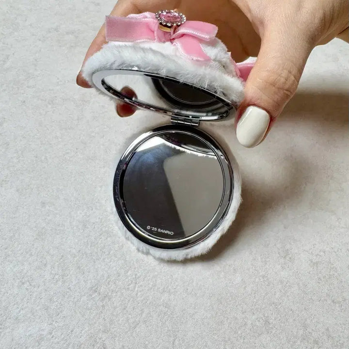 [BUNJANG] Sanrio Hello Kitty Portable Mirror / 산리오 키티 휴대용거울