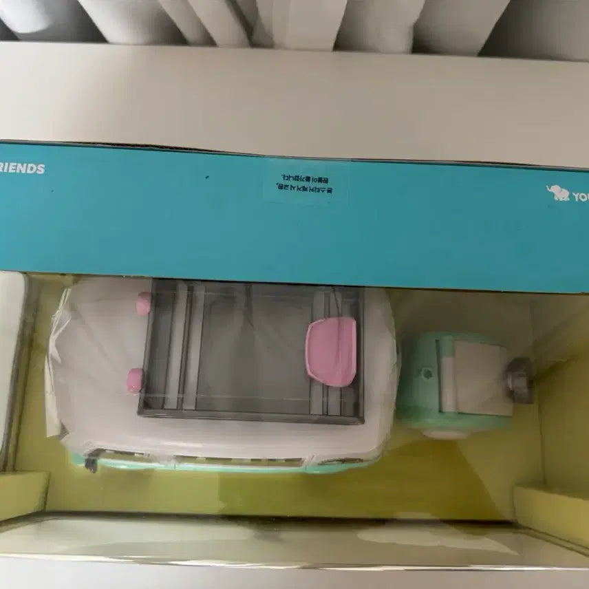[BUNJANG] BT21 Camping Car Figure Set (No Figure) / 영토이 BT21 캠핑카 스타 굿즈 피규어 없움 미개봉