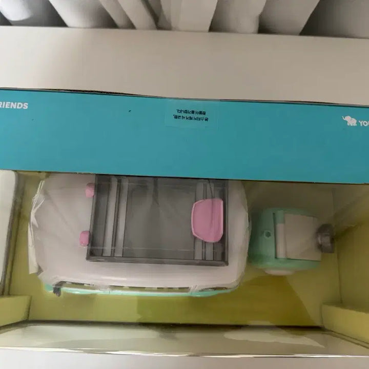 [BUNJANG] BT21 Camping Car Figure Set (No Figure) / 영토이 BT21 캠핑카 스타 굿즈 피규어 없움 미개봉