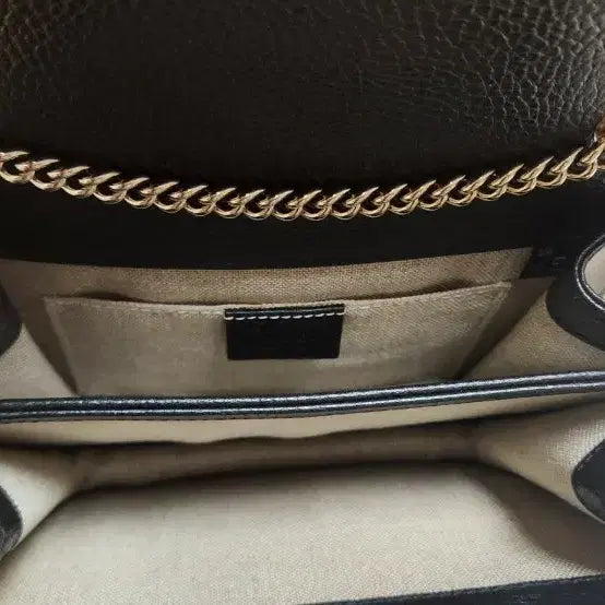 [BUNJANG] Gucci Interlocking GG Small Chain Shoulder Bag / 구찌 인터로킹 GG 스몰 체인 숄더백