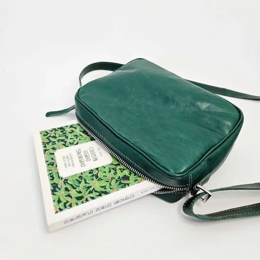 [BUNJANG] Handmade Green Leather Crossbody Bag / 정가 25만원 핸드메이드 소가죽 가벼운 핸드백 초록색 크로스백 녹색 그린