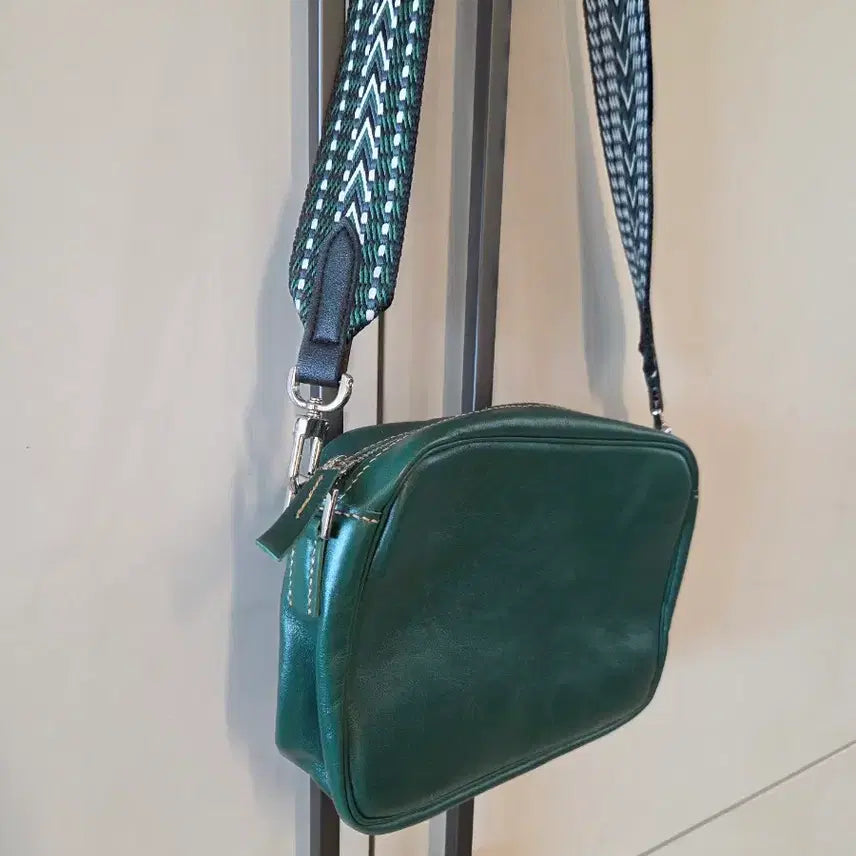 [BUNJANG] Handmade Green Leather Crossbody Bag / 정가 25만원 핸드메이드 소가죽 가벼운 핸드백 초록색 크로스백 녹색 그린