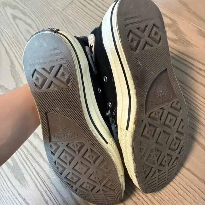 [SOLD OUT] 265 컨버스 척테일러 하이
