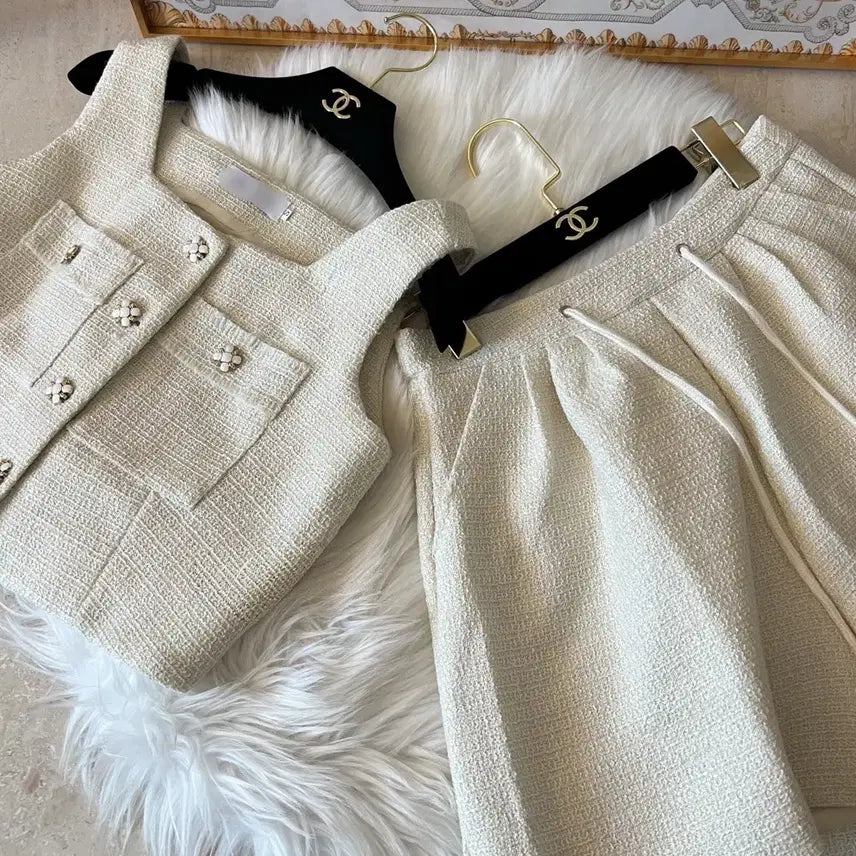 [BUNJANG] Tweed Vest Tank Top Pants Two-Piece Set / 트위드 조끼 나시 팬츠 투피스 세트 (새상품)