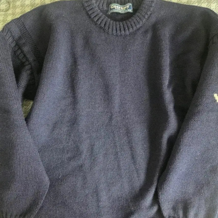[BUNJANG] Gunghuillons Navy Crew Neck Holgarment Sweater / 건지울른스 네이비 크루넥 홀가먼트 스웨터