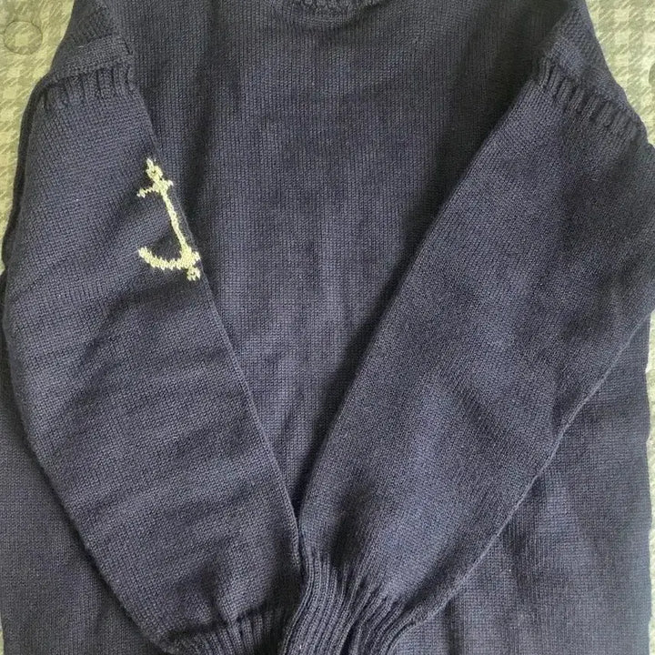 [BUNJANG] Gunghuillons Navy Crew Neck Holgarment Sweater / 건지울른스 네이비 크루넥 홀가먼트 스웨터