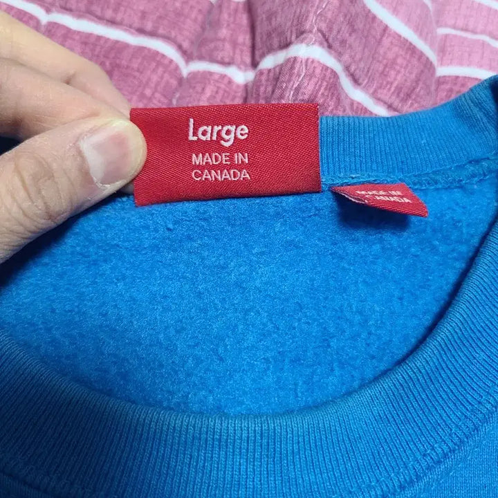 [BUNJANG] Supreme Box Logo Crewneck Sweatshirt - Red on Sky Blue - Men&