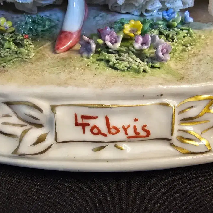 [BUNJANG] Luigi Fabris Floral Basket Woman Figurine / 이태리 루이지 파브리스 꽃바구니여인 피겨린