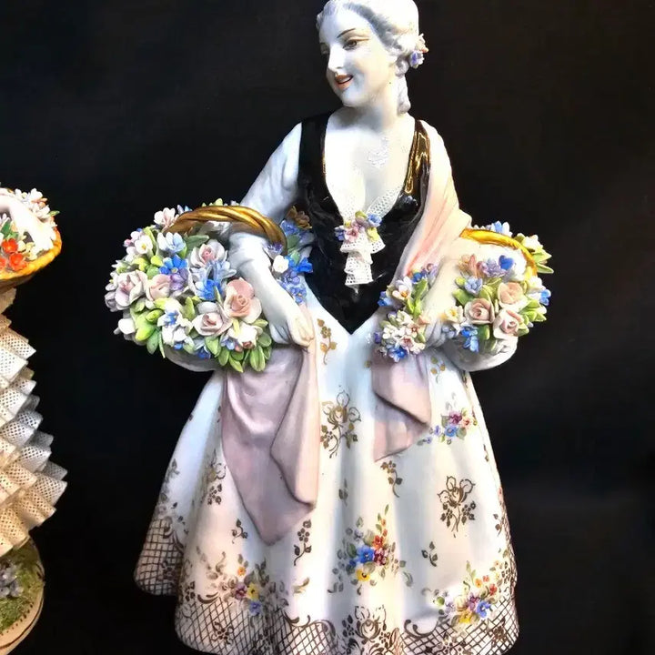 [BUNJANG] Luigi Fabris Floral Basket Woman Figurine / 이태리 루이지 파브리스 꽃바구니여인 피겨린