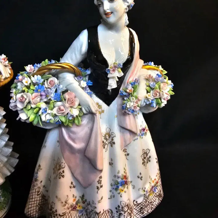 [BUNJANG] Luigi Fabris Floral Basket Woman Figurine / 이태리 루이지 파브리스 꽃바구니여인 피겨린