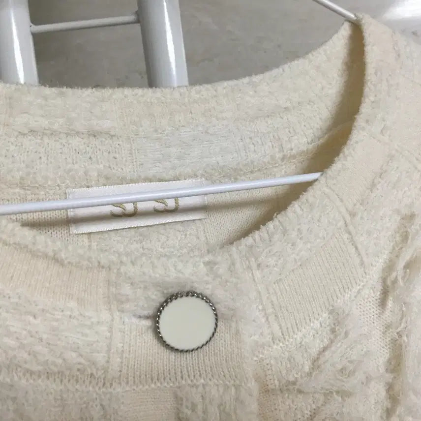 [BUNJANG] SJSJ Wool Button Cardigan (Size 90) / SJSJ 에스제이 22 단추 울 가디건 90
