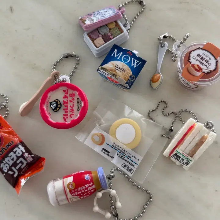 [BUNJANG] Food Gacha 8-Piece Set / 음식 식품 가챠 8종 일괄