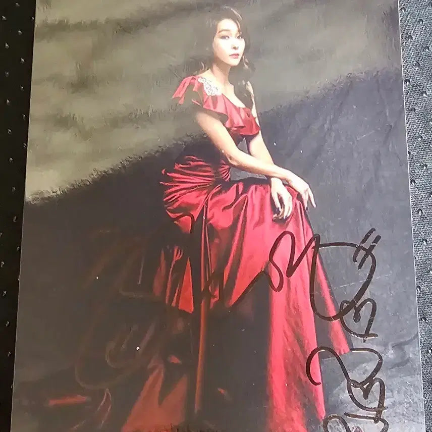 [BUNJANG] Hyun Young Signed Photo / 현영 친필 사진 싸인