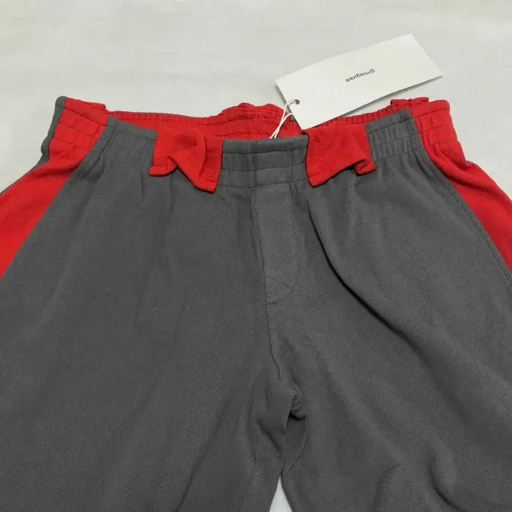 [BUNJANG] Gimaguas Emmanuelle Sweatpants - Gray Red / (새상품)[M] 기마구아스 Emmanuelle 스웨트팬츠/그레이 레드