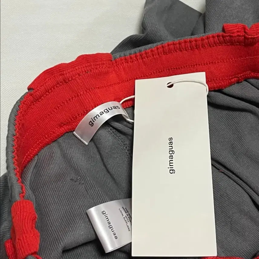 [BUNJANG] Gimaguas Emmanuelle Sweatpants - Gray Red / (새상품)[M] 기마구아스 Emmanuelle 스웨트팬츠/그레이 레드