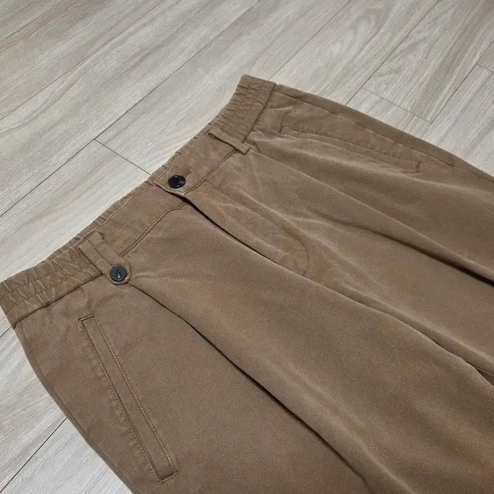[BUNJANG] Customellow One-Tuck Semi-Baggy Slacks Pants / 커스텀 멜로우 원턱 세미 배기 슬랙스 팬츠