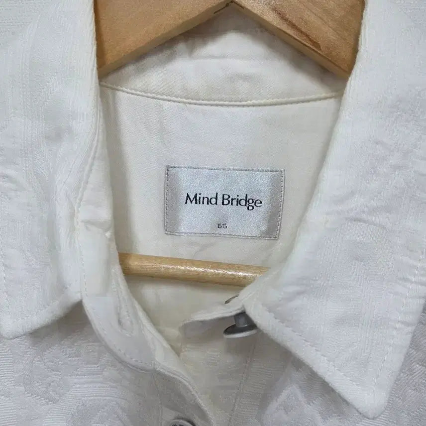 [BUNJANG] Mind Bridge Ivory Patterned Cropped Jacket (Size 66) / Mind Bridge 화이트 패턴 자켓(66사이즈)